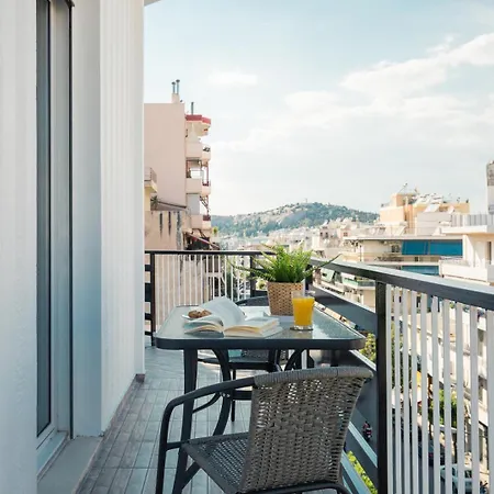 Modern 2bd Very Spacious Next To Metro Station Apartment