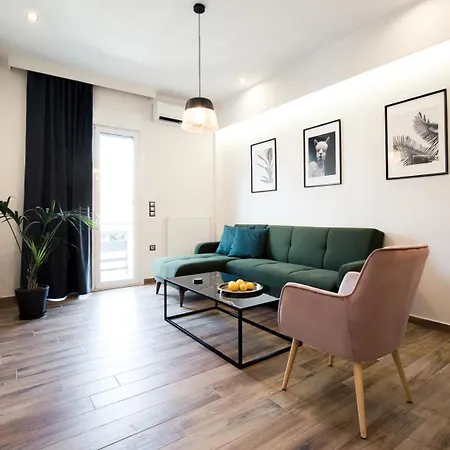 Apartment Modern 2bd Very Spacious Next To Metro Station