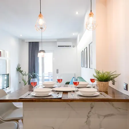 Apartment Modern 2bd Very Spacious Next To Metro Station